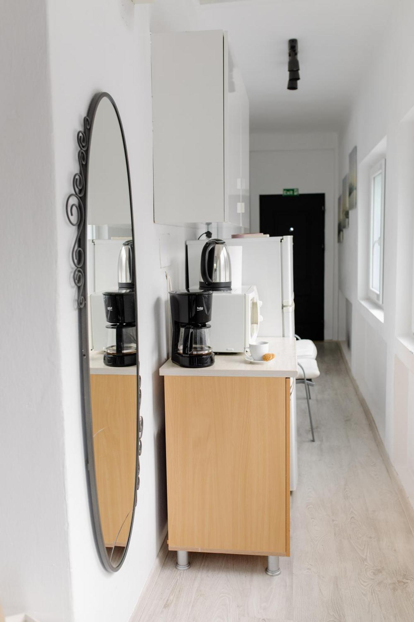 La Maison Blanche Hotel Alba Iulia Buitenkant foto