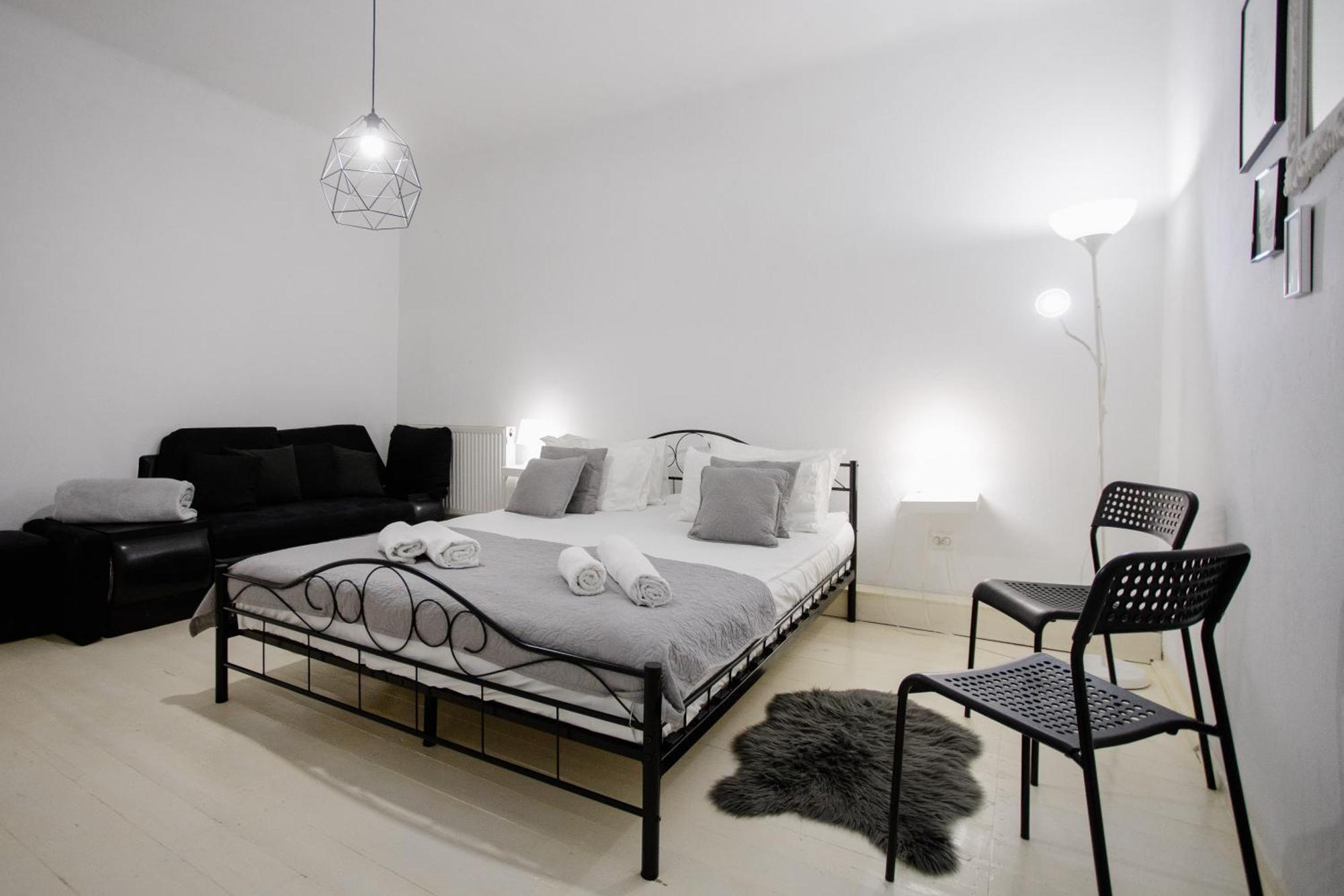 La Maison Blanche Hotel Alba Iulia Buitenkant foto